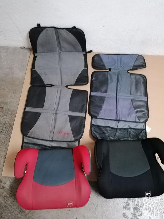 Cadeira auto e resguardo protector do banco do carro