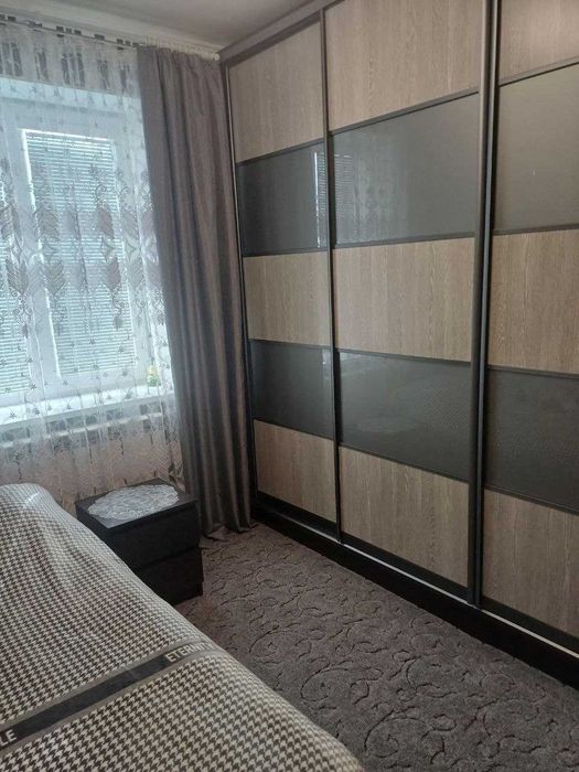 продам 3-х кімнатну квартиру в Богодухові