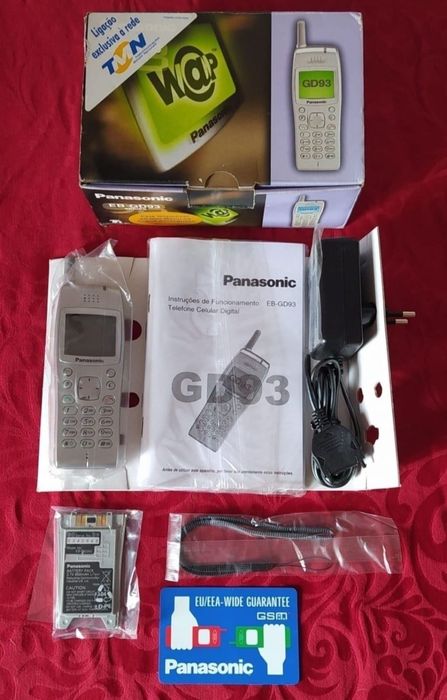 Telemóvel Panasonic EB-GD93 - Novo