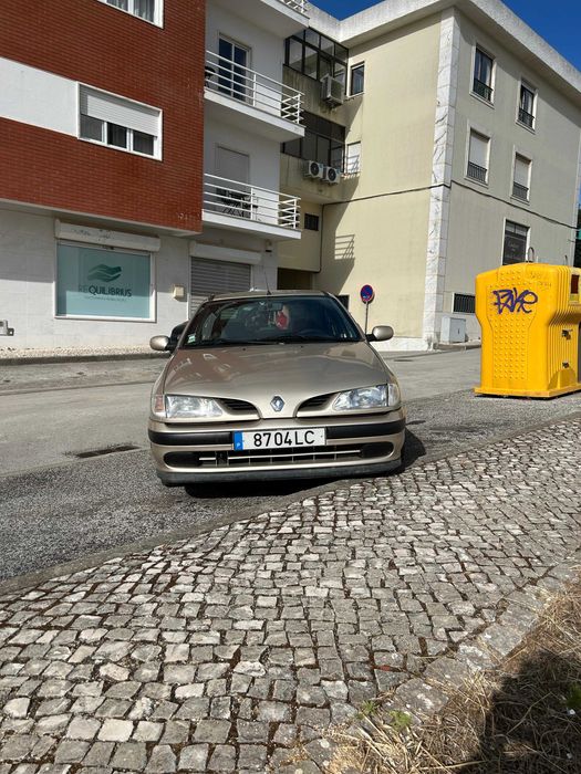 veiculo automóvel