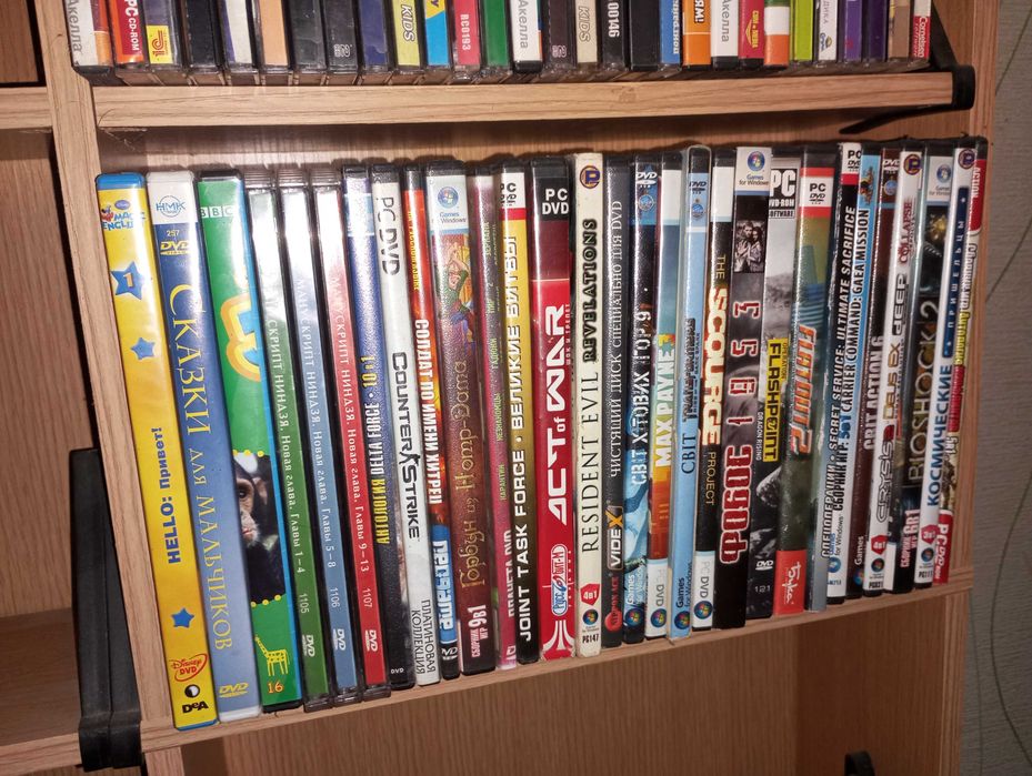 Диски CD игры фильмы мультфильмы