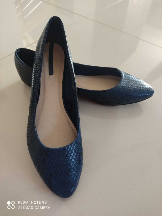 Granatowe baleriny damskie