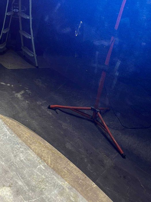 Капот б/в оригінал Tesla Model 3 1081390-E0-B