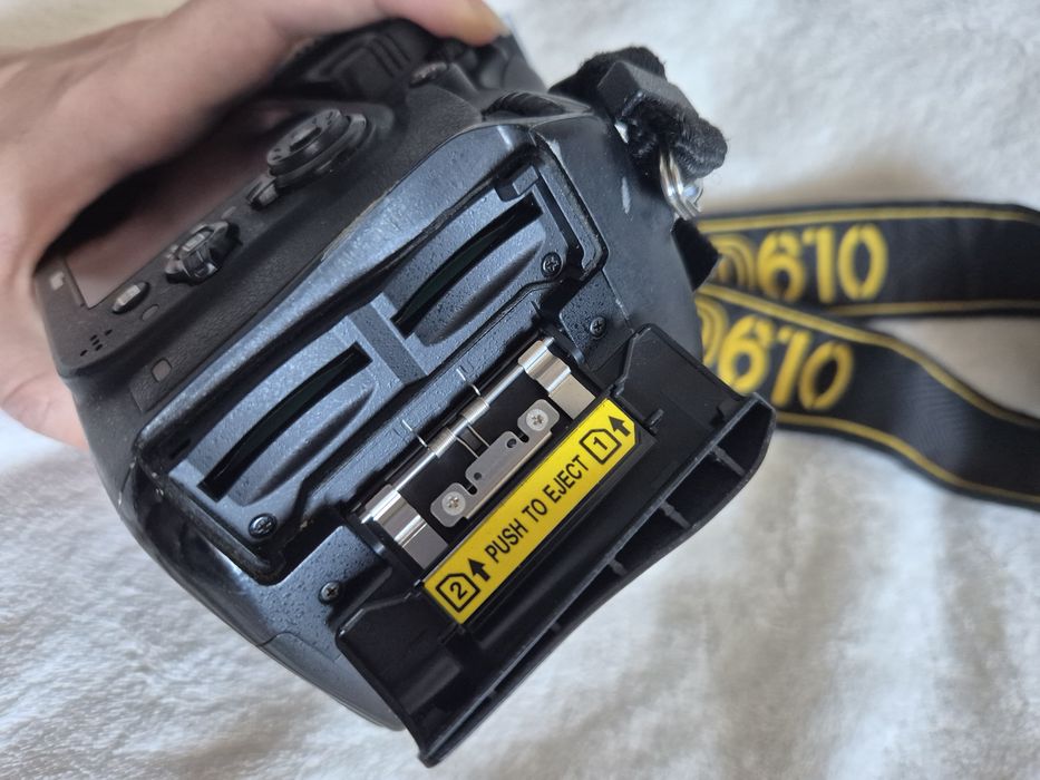 Nikon d610 (body)