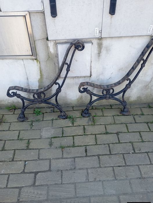 Vendo pés de brancos muito bonitos bom estado