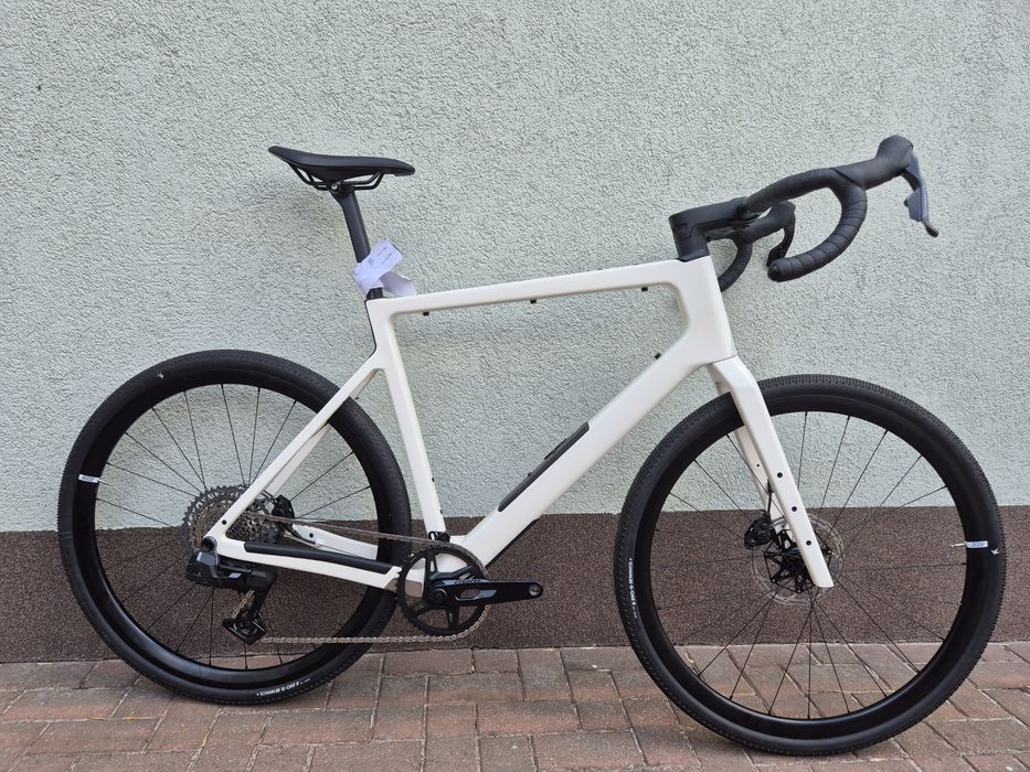 Gravel Rose Backroad carbon XL  sram rival axs pomiar mocy f vat