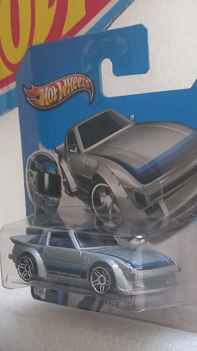 TH Treusure Hunt Mazda RX-7 Hot Wheels
