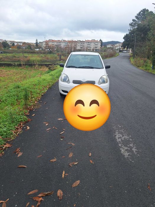 So 225km Vendo toyota yaris d4d comercial 225km em excelente estado