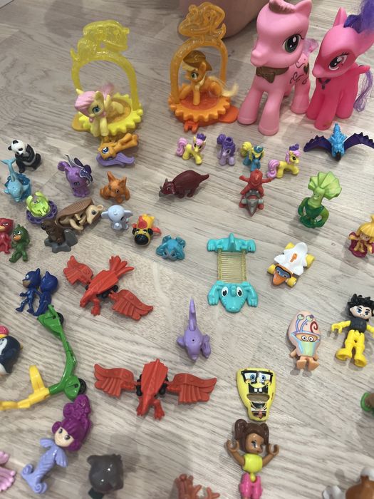 Кіндери різні