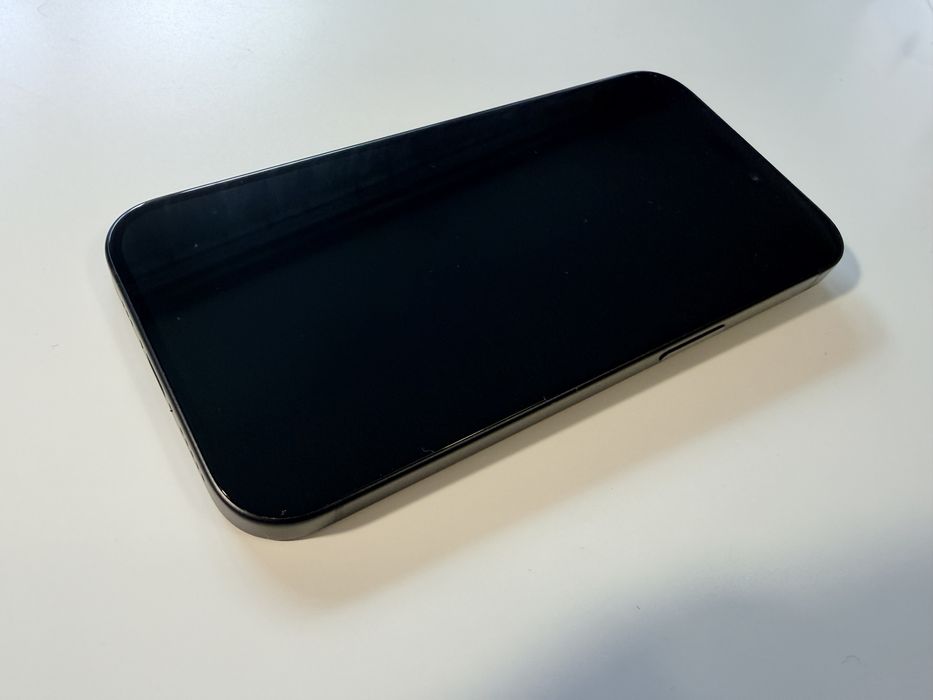 IPhone 15 czarny 128GB