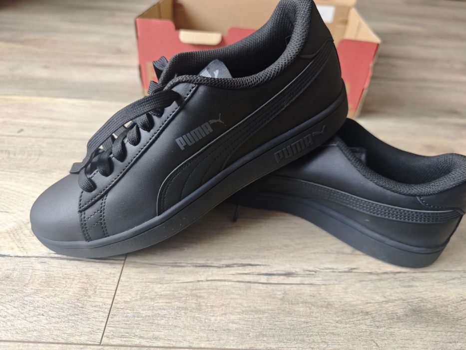 Nowe buty Puma Smash V2 42.5 Czarne