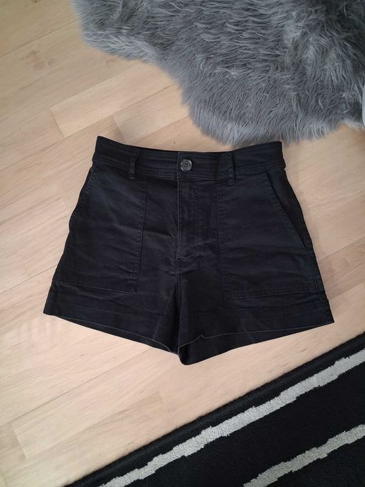 Czarne dżinsowe szorty H&M z wysokim stanem