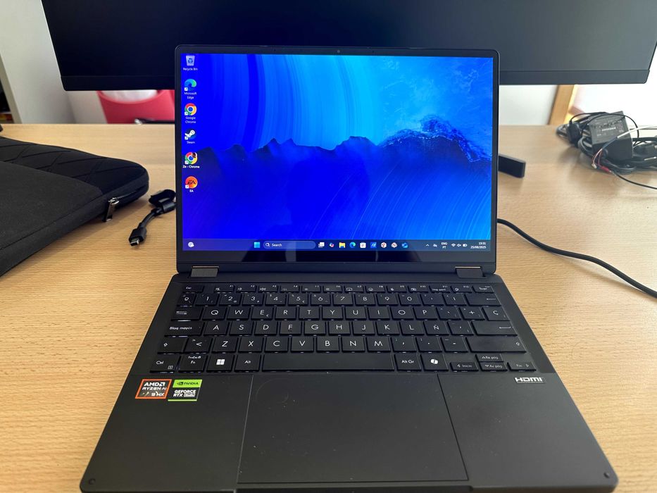 Asus PX13 com Nvidia 4070 e ecrã OLED