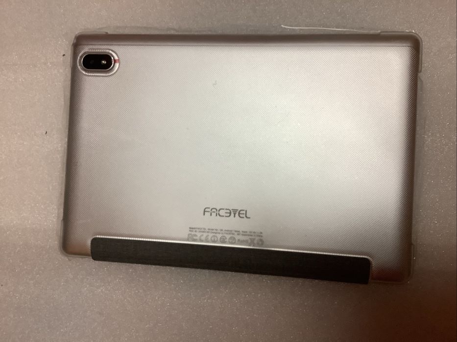 Tablet Facetel Q6  + capa