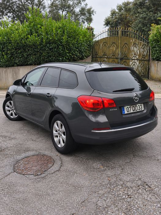 Opel Astra Sports Tourer 1.3 CDTI Histórico completo — photo 5
