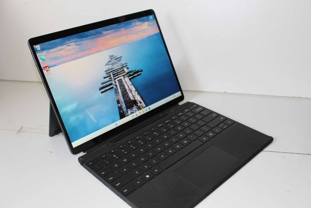 Microsoft Surface Pro 8 Intel i7-1185G7 13" 16/256