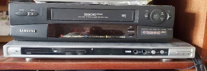 видеомагнитофон Samsung SVR-400 + DVD проигрыватель +USB  с RCA перех