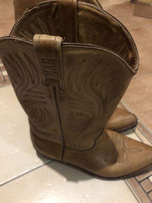 Чоботи ковбойські