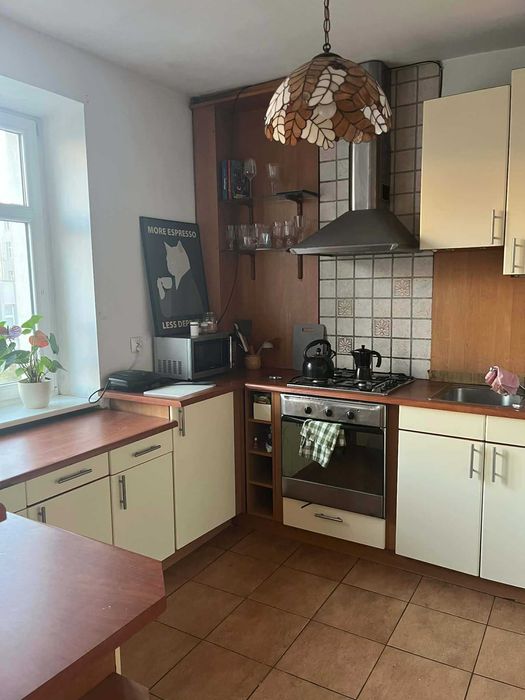 2 pokoje w studenckim mieszkaniu od stycznia