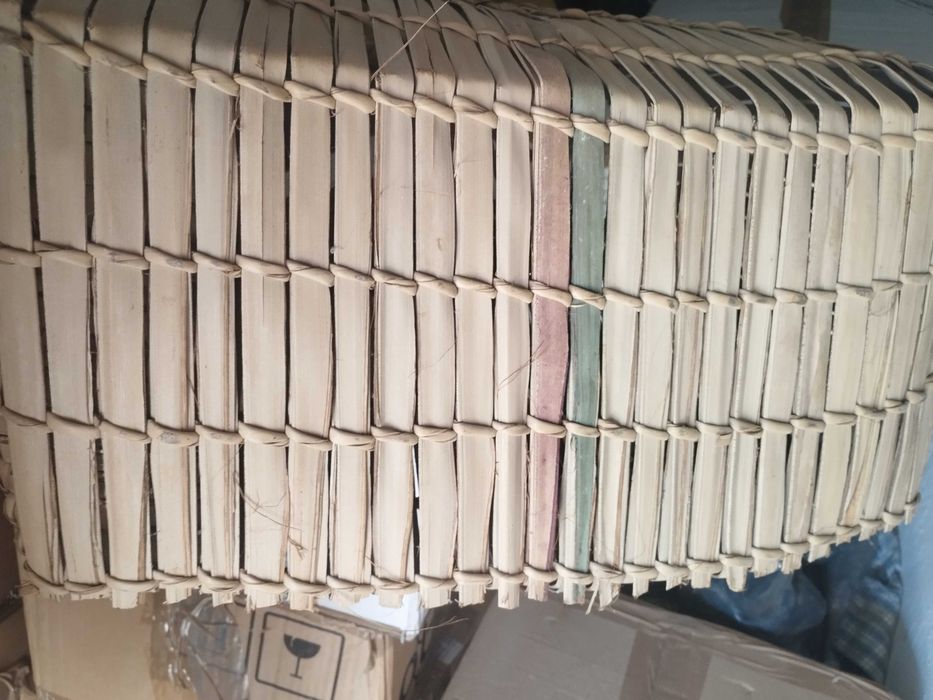 Cesto vindo de Moçambique feito à mão