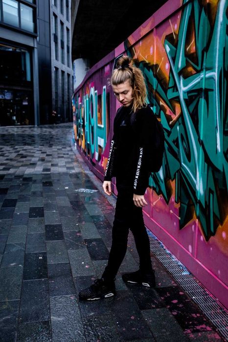 Czarny Longsleeve LDN [Gruba Bawelna]