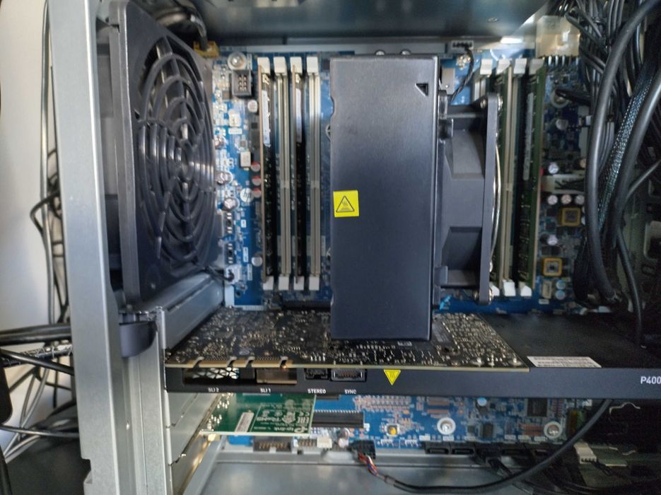 HP Z4 G4 - 64GB + 2.5TB + nVidia P4000 - workstation estimada e revista