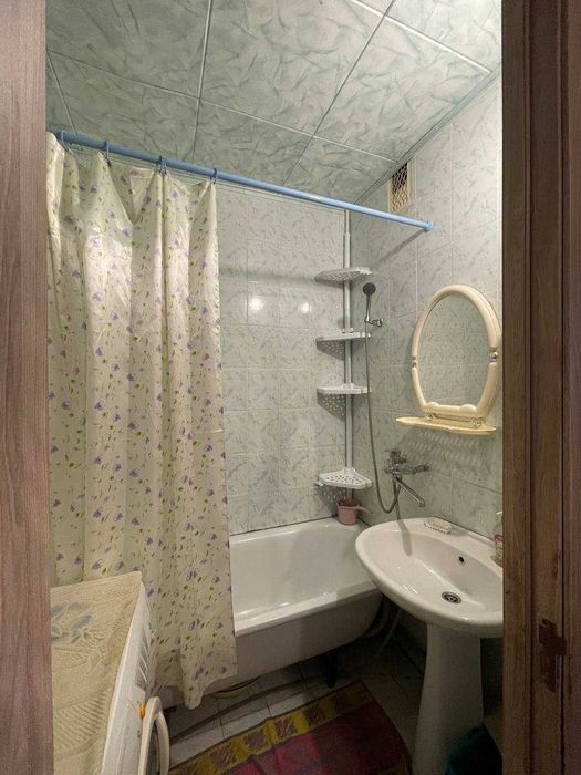 Здам велику 1 кім. квартиру на Кн. Володимира Великого/Марсельській!