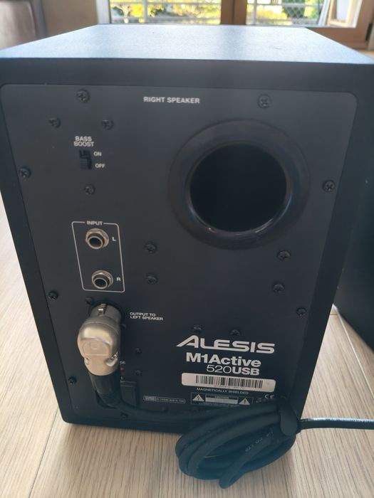 Monitoras Alesis M1Active 520USB (Bluetooth)