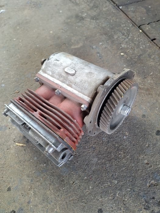 Sprężarka do silnika SW-680