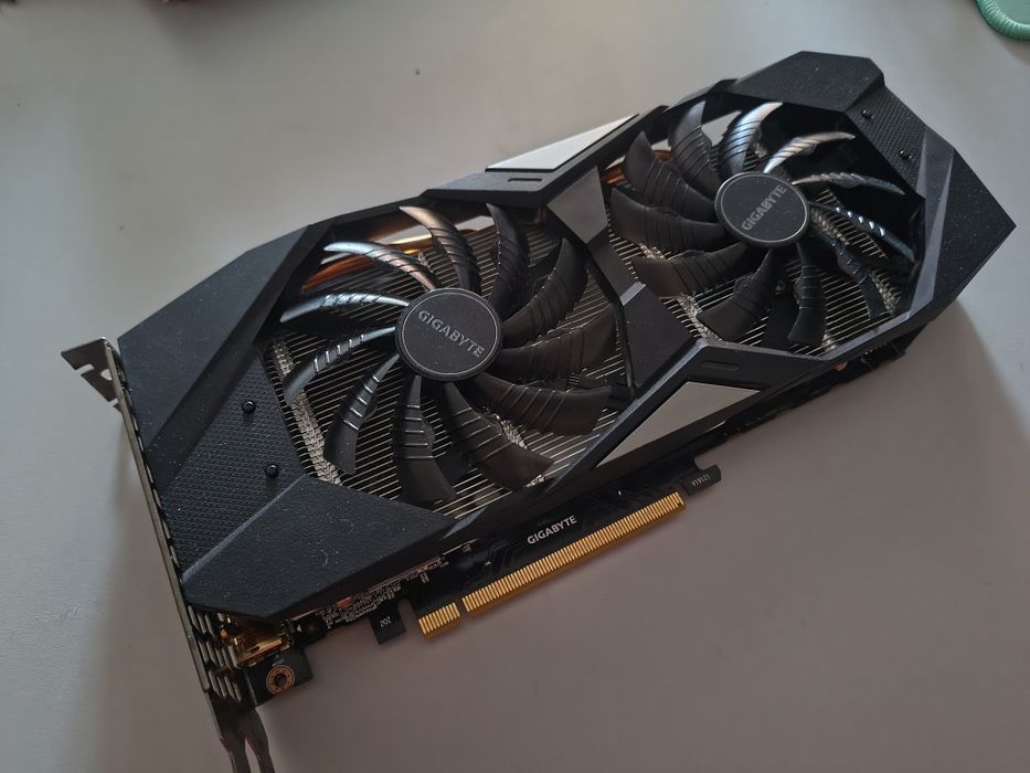 Продам или обменяю rtx 2070