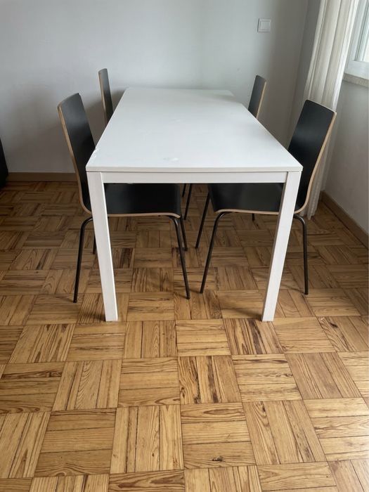 Mesa de 8 Lugares