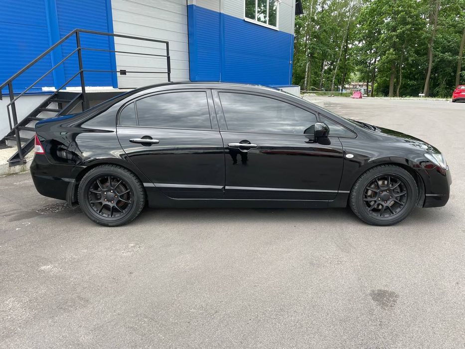 Продам Honda Civic 4D