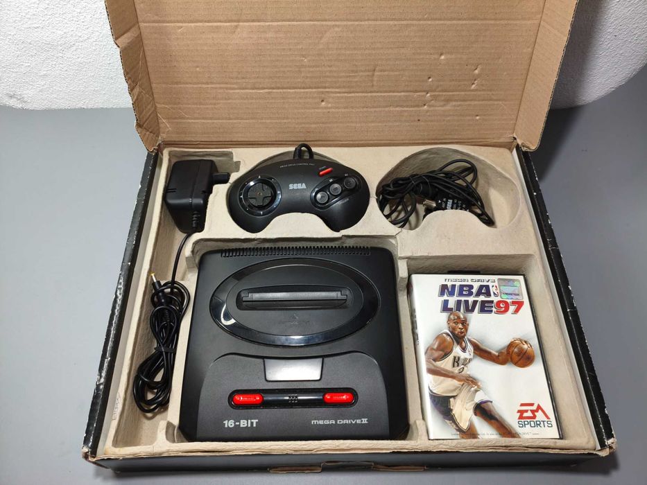 Sega Megadrive em Caixa