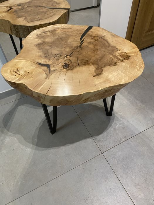 Stolik z plastra z żywicą-74/70cm