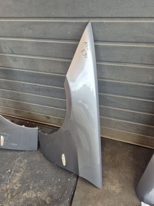 BMW E90 E91 Polift LCI błotnik prawy lewy Spacegrau Metallic A52