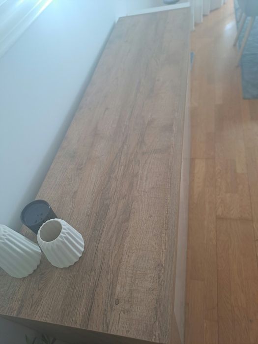 Aparador 180 X 86 cm