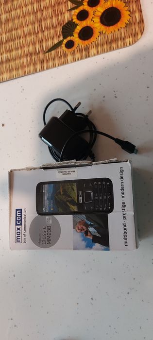 Telefon Maxcom MM238