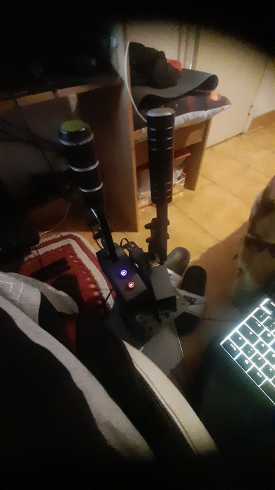 Vendo playseat com todos os extras.