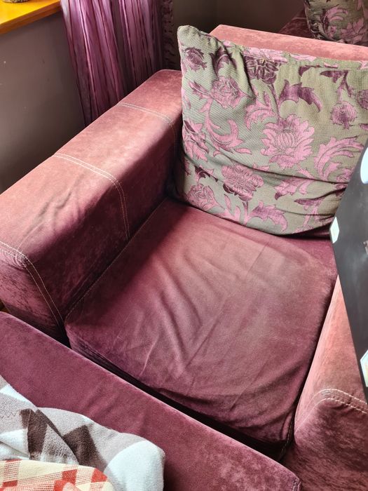 2 fotele z poduszkami + pufa