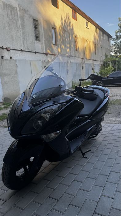 Yamaha Majesty250