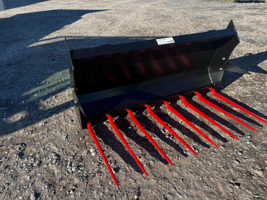 Widły do obornika mocowanie do ładowacza czołowego TUR i ładowarka