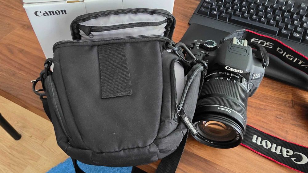 Canon 650D + extras