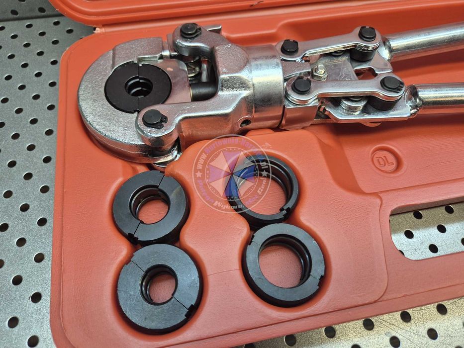 Praska Zaciskarka rur PEX-AL 8 matryc U + TH 16-32mm Zaciskarka do rur