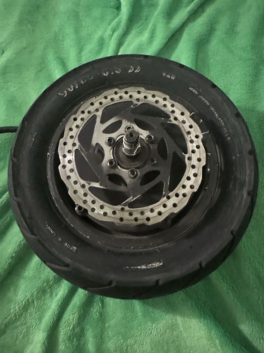 Мотр колесо на електро самокат куго г4