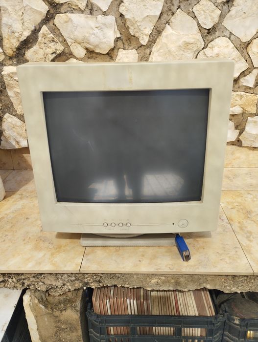 Monitor VGA 15" - Oferta