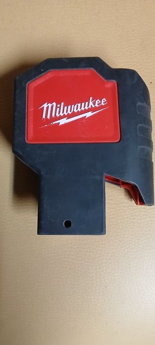 Milwaukee  C12 BL2 Laser