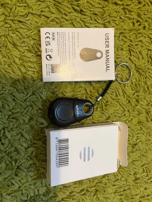 NOWY Elektroniczny lokalizator Brelok do szukania kluczy Czarny