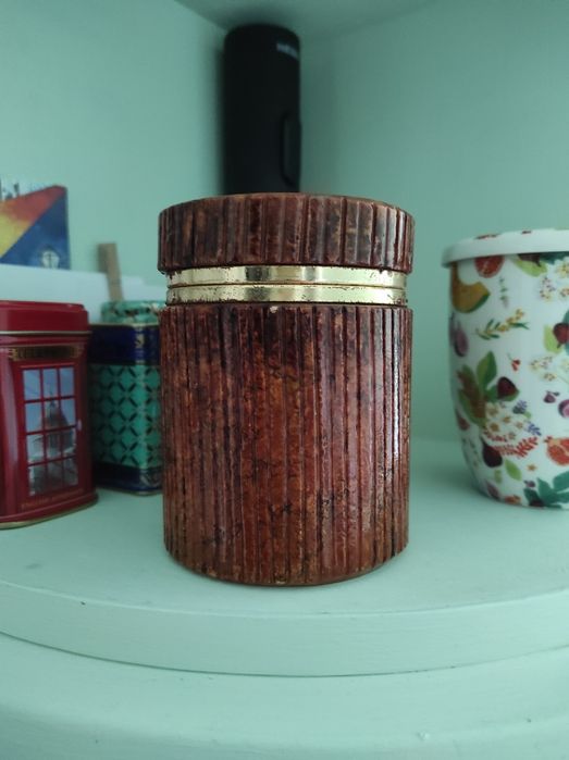 Cigarreira em pedra trabalhada