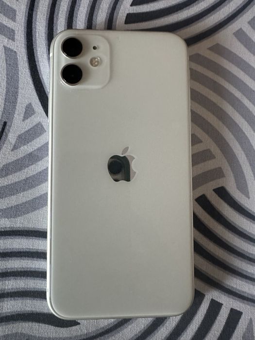 Продам Iphone 11