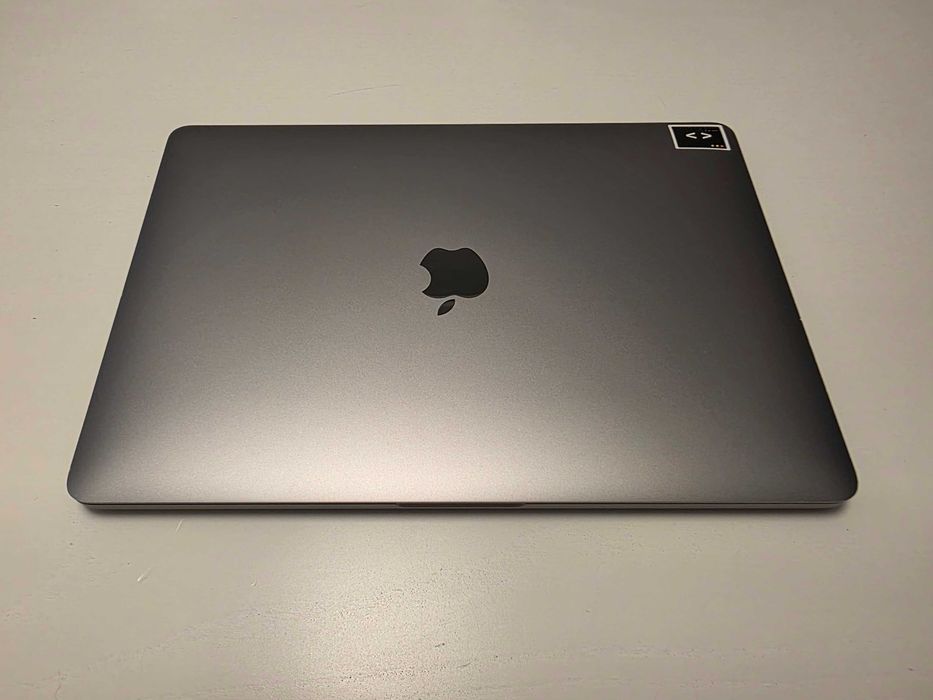 MacBook Pro 13" 2020 | i5 2.0 GHz | 16 GB RAM | 500 GB SSD | 4x Thunderbolt 3